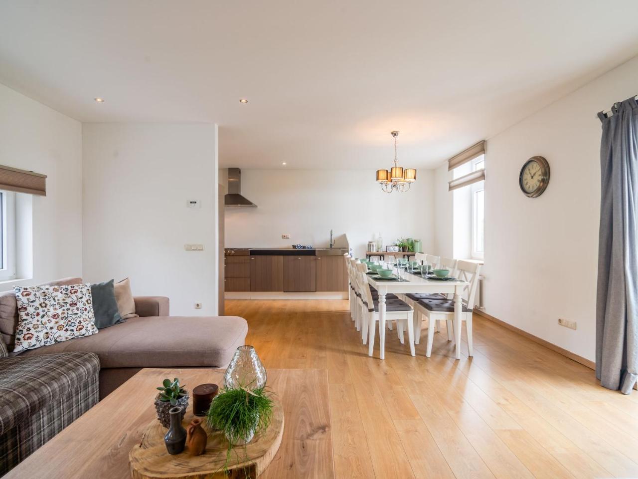 Apartment Beautifully Decorated And Spacious In The Heart Of South Limburg